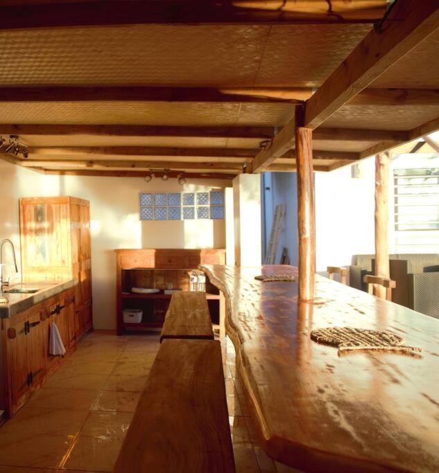 Bungalow Tiarii, Avec Acces Direct A Une Plage Privee Tevaitoa Экстерьер фото